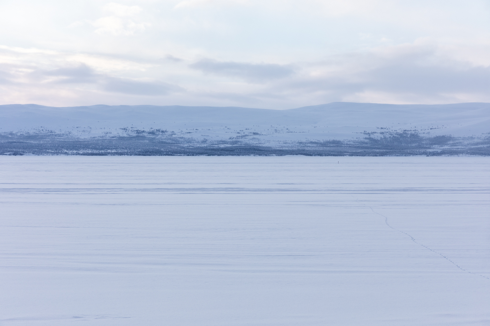 Enontekiö, näkymä tontilta Kilpisjärvelle