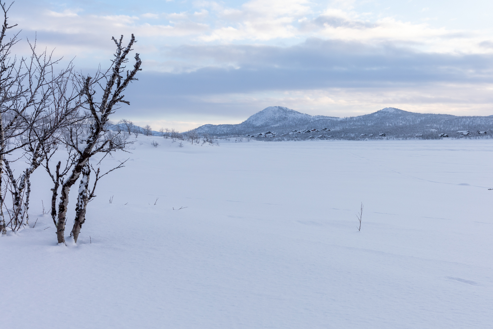 Enontekiö, näkymä tontilta Kilpisjärvelle